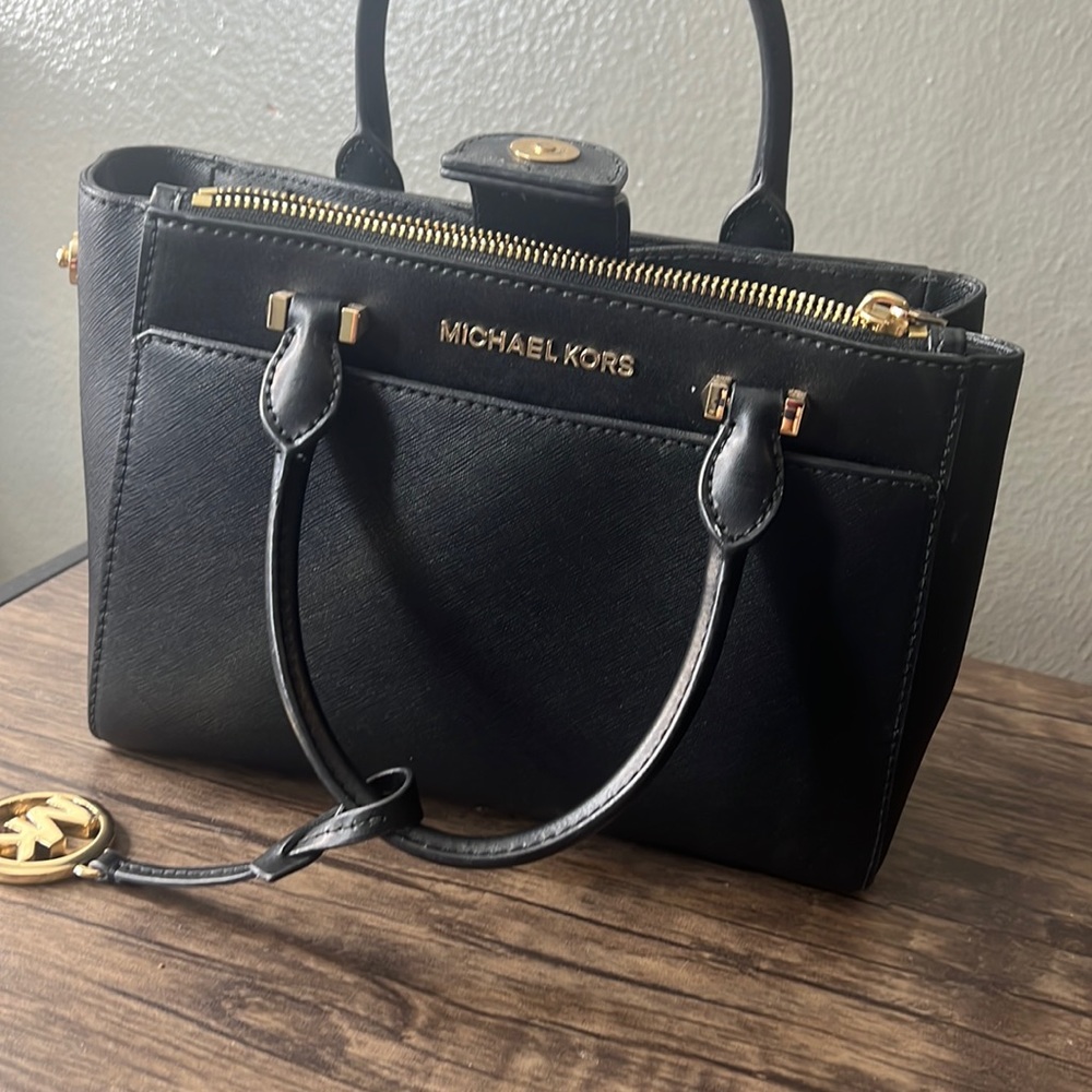 Small black mk purse